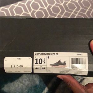 Adidas Alphabounce